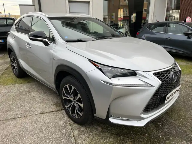 Lexus NX 300 300 H F SPORT 2.5 4WD