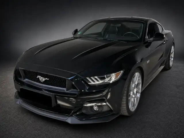 Ford Mustang main image