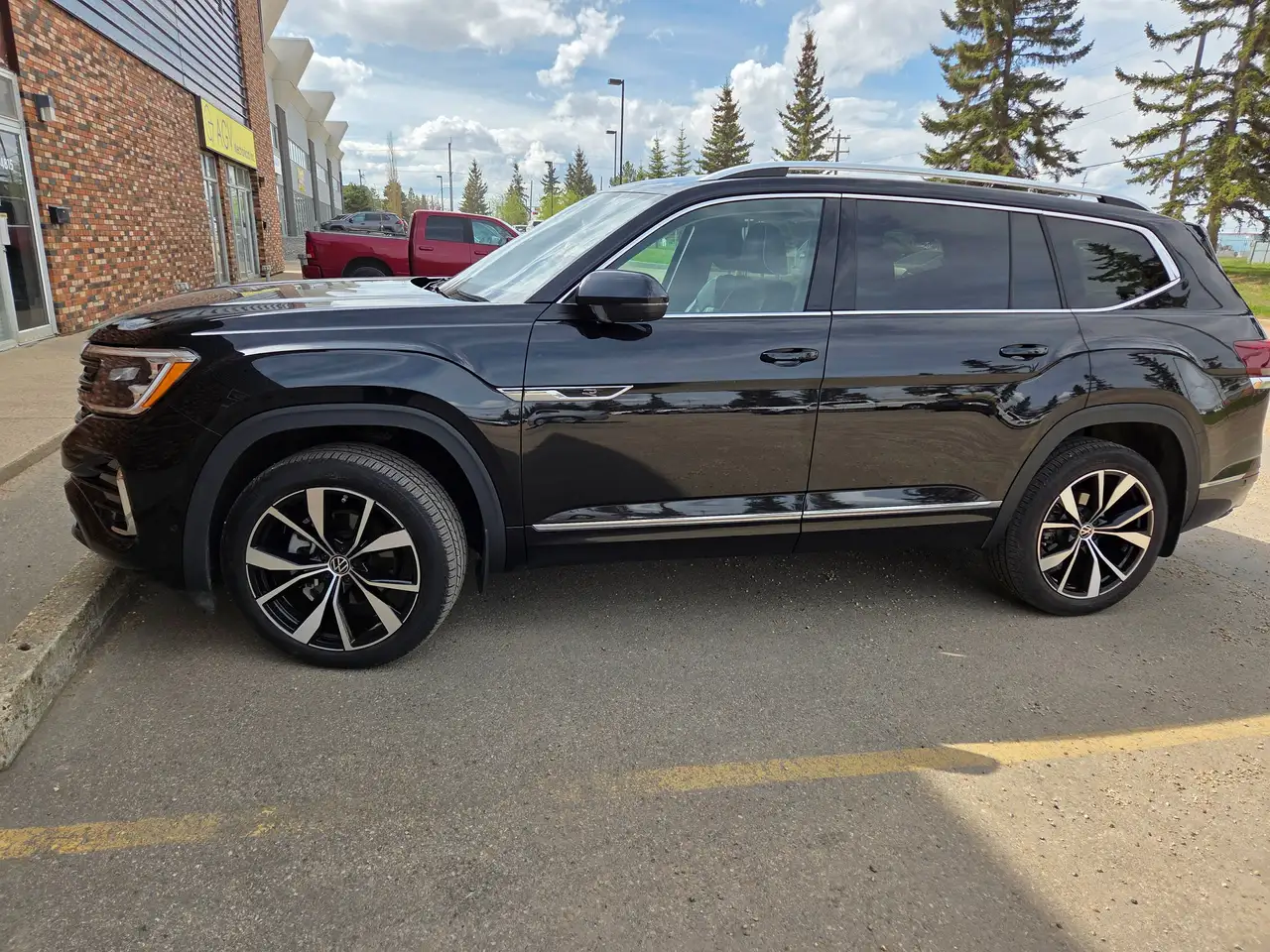 Volkswagen Atlas снимка Volkswagen Atlas