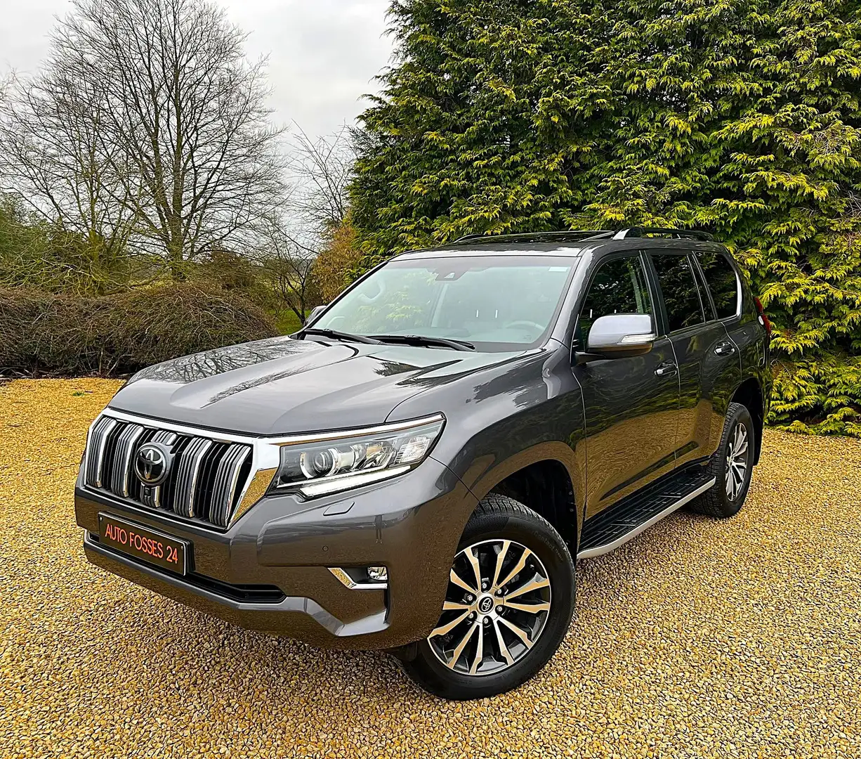 Toyota Land Cruiser 2.8 D-4D Black Premium FULL OPTIONS 28.000 KM !!!! Gris - 1