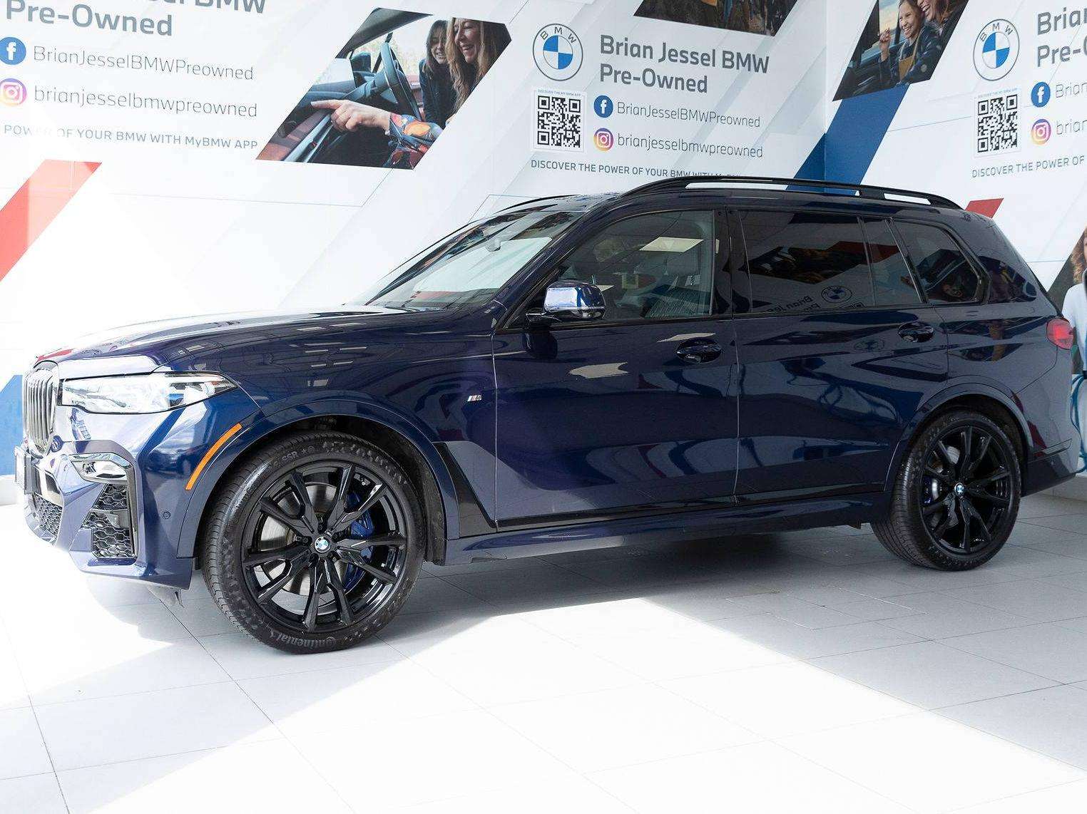 2022 BMW X7