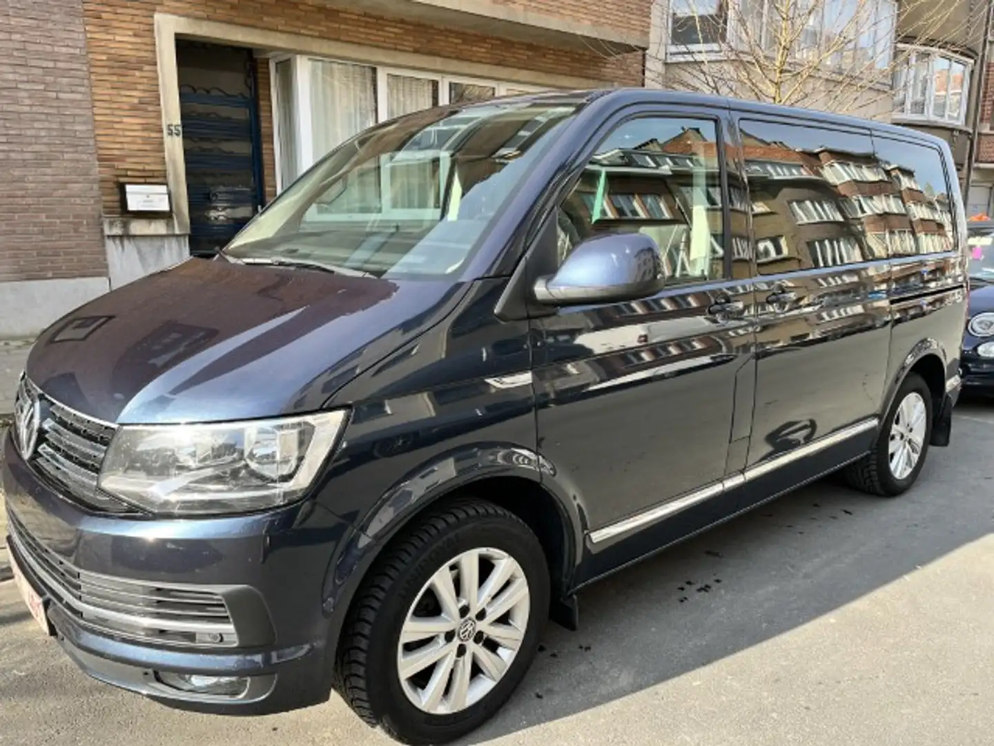 Volkswagen T6 Caravelle 2.0 TDi SCR BMT Highline DSG - 1