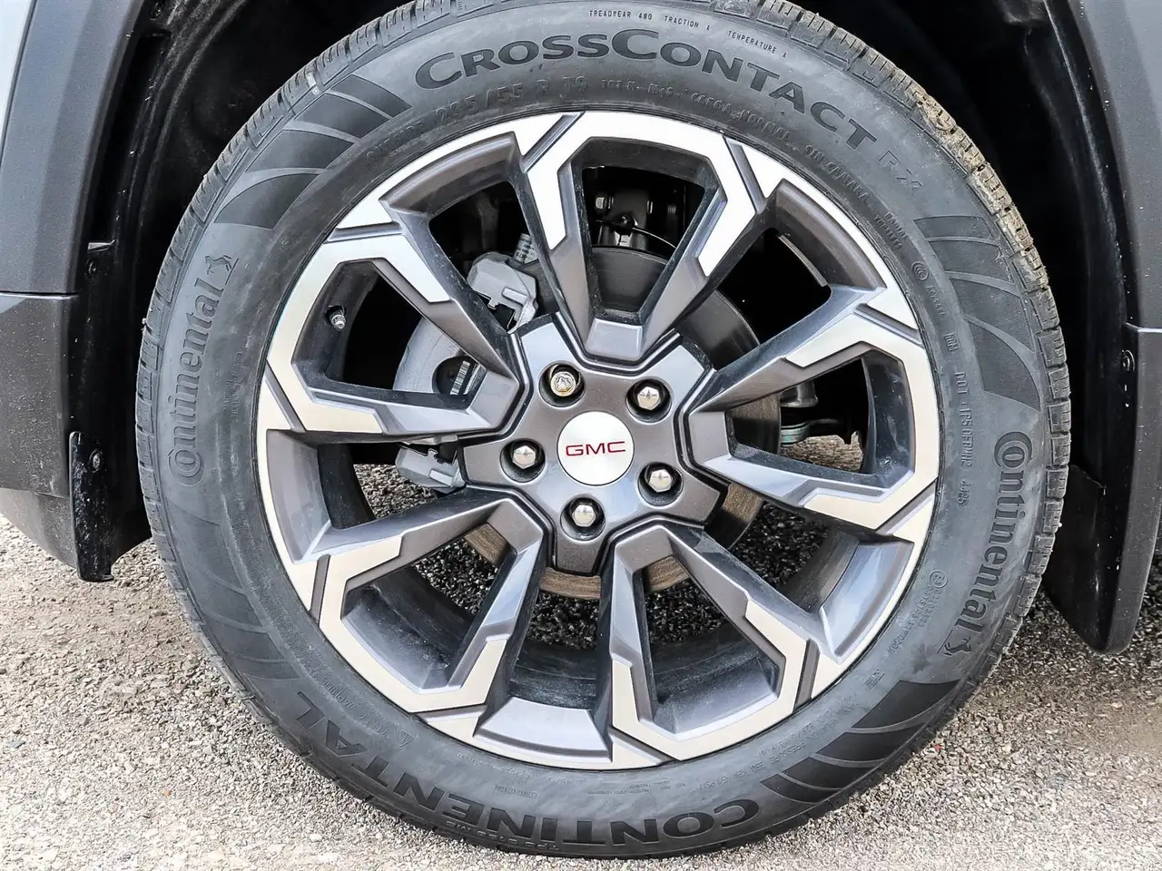 GMC Terrain photo GMC Terrain