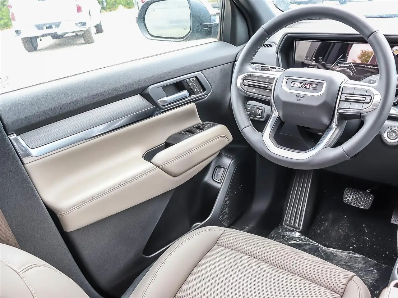 GMC Terrain photo GMC Terrain