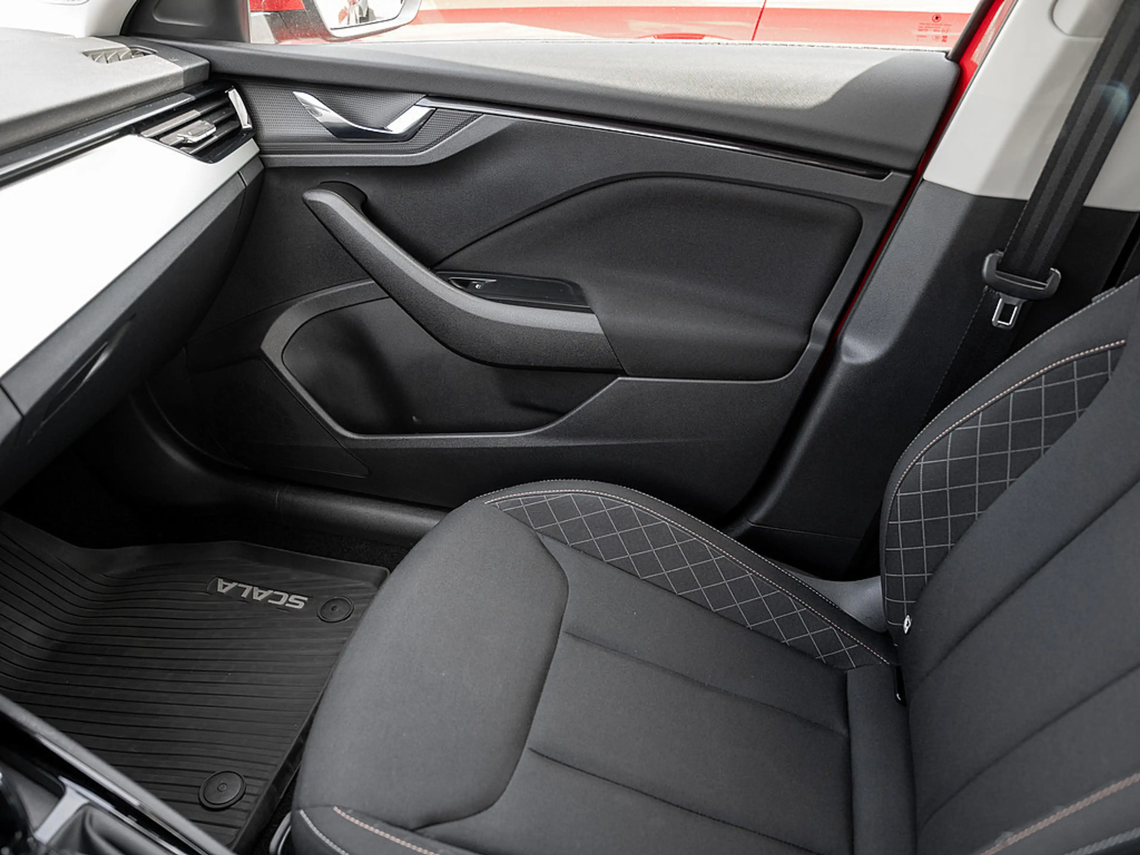 Skoda Scala 1.0 TSI Ambition NAVI KAM TEMPOMAT SHZ — photo 10
