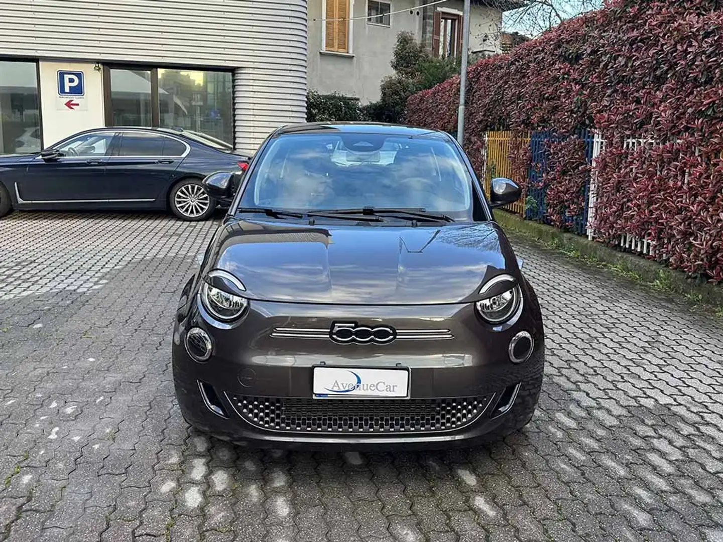 Fiat 500e 23,8 kwh ACTION ADATTA X NEOPATENTATI PARI AL NUOV Gris - 2