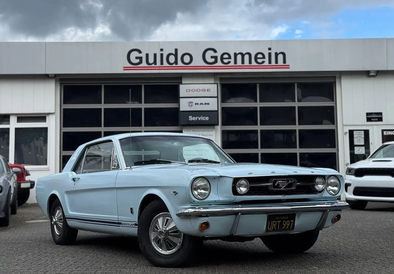 Ford Mustang GT Coupe 4.7l V8 Vierfach-Vergaser, Doppelauspuffa Blau - 1