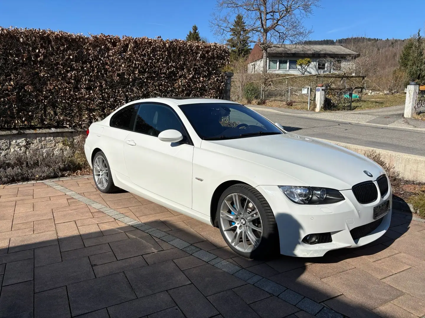BMW 335 335xi Coupé - 2