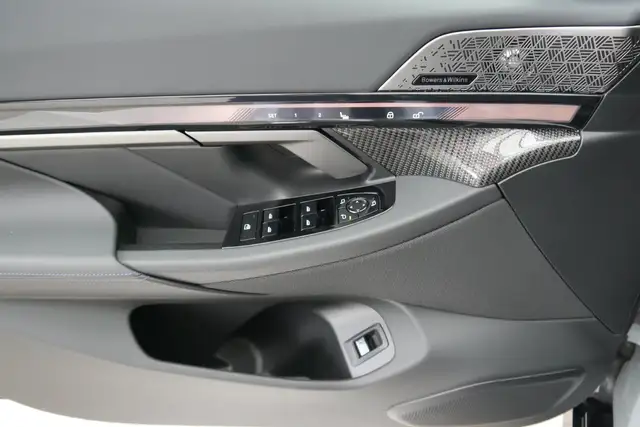 BMW 540 d xDrive *M-Paket Pro/AHK/B&W Sound/HUD/Integrallenkung/Standhzg.* Ansicht 11