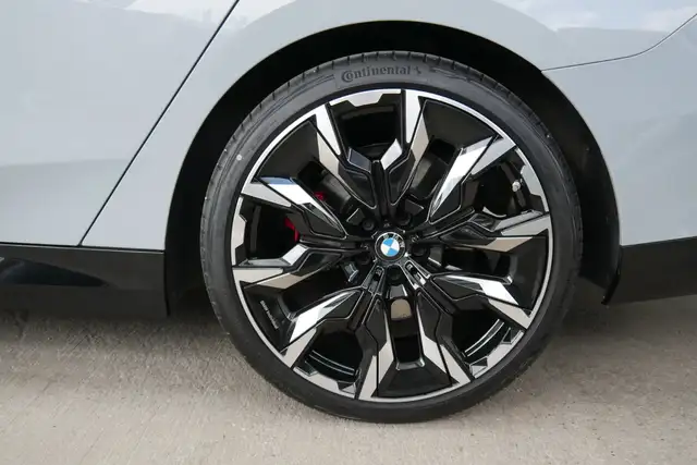 BMW 540 d xDrive *M-Paket Pro/AHK/B&W Sound/HUD/Integrallenkung/Standhzg.* Ansicht 5