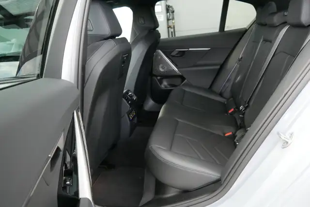 BMW 540 d xDrive *M-Paket Pro/AHK/B&W Sound/HUD/Integrallenkung/Standhzg.* Ansicht 6