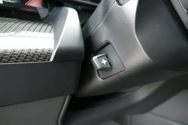 BMW 540 d xDrive *M-Paket Pro/AHK/B&W Sound/HUD/Integrallenkung/Standhzg.* Ansicht 16