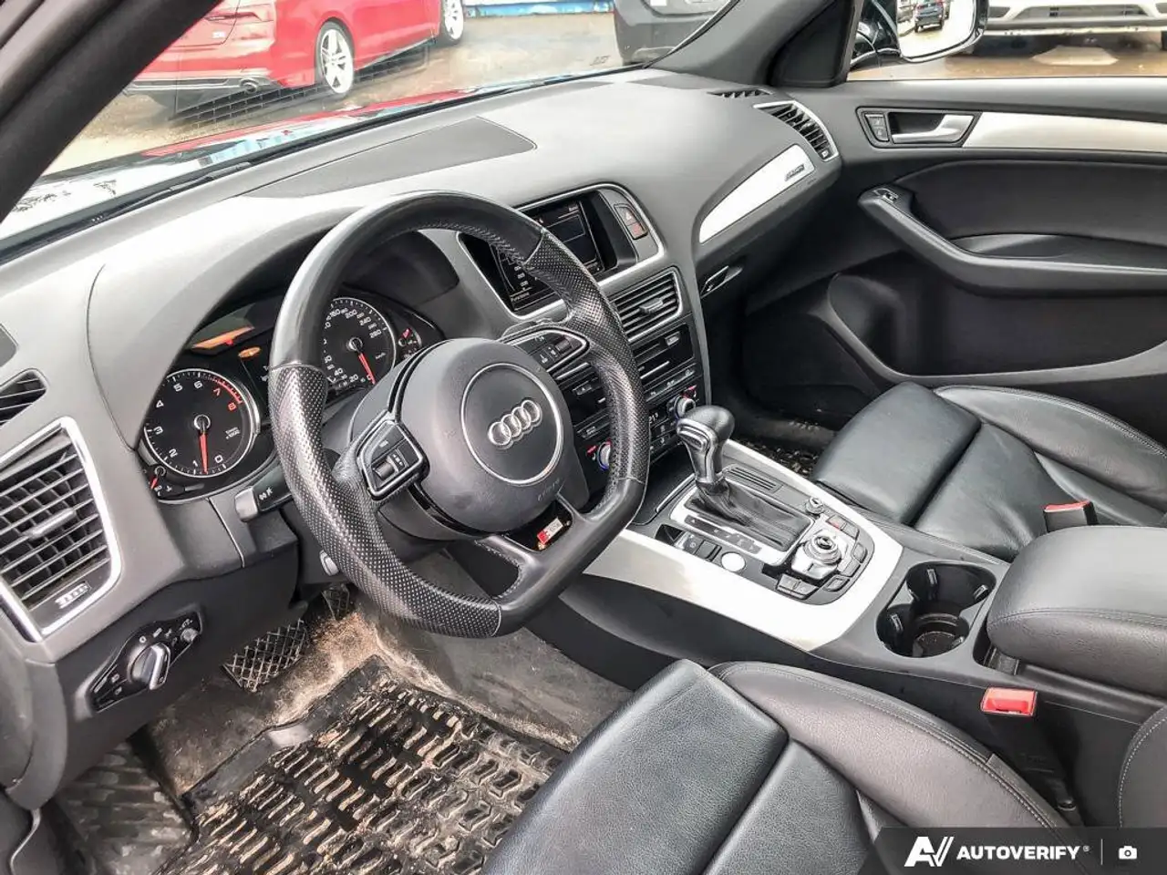 Audi Q5 снимка Audi Q5