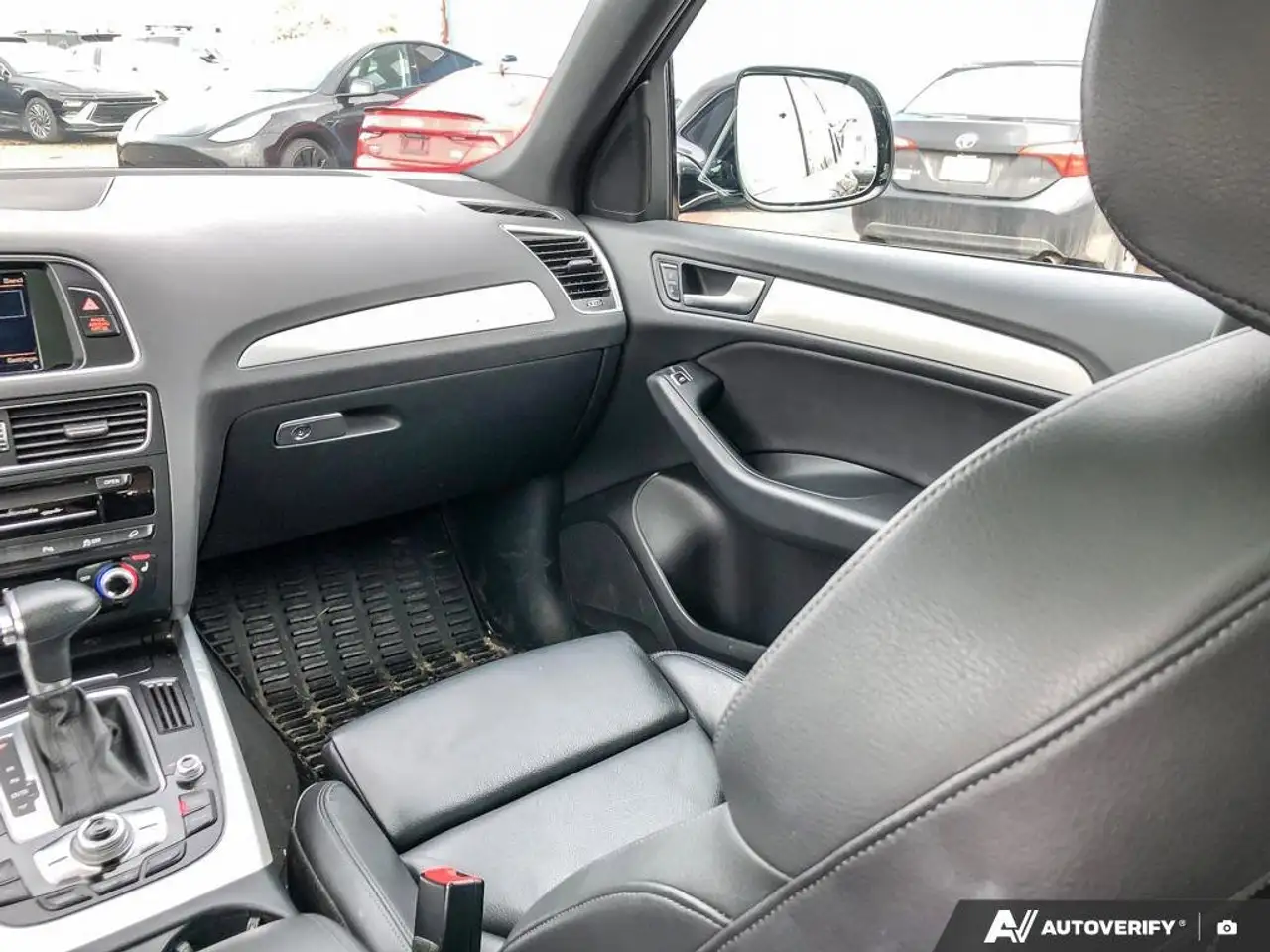 Audi Q5 снимка Audi Q5