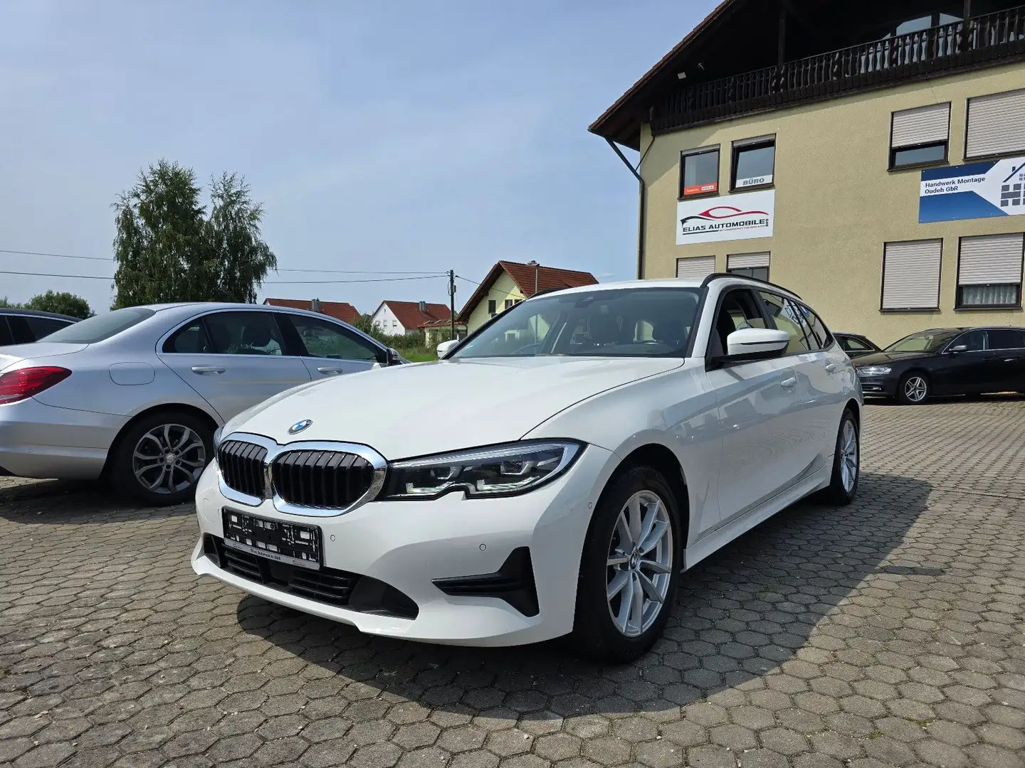 BMW 320 Baureihe 3 Touring 320 d xDrive Advantage Blanc - 1