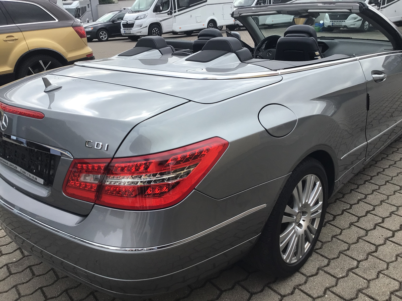 Mercedes-Benz E 220 E 220 CDI BlueEfficiency Cabrio Automatik — photo 14