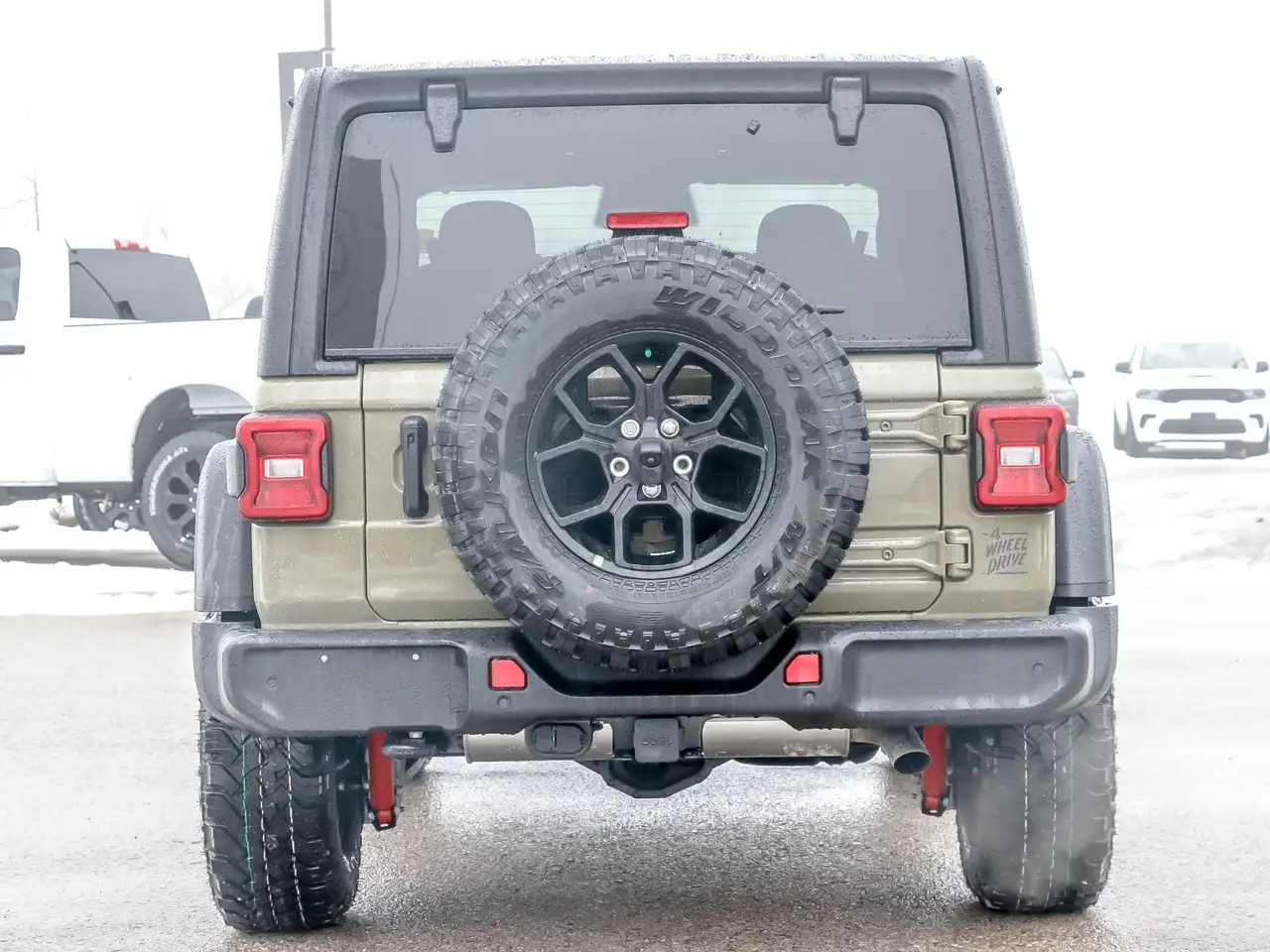 Jeep Wrangler снимка Jeep Wrangler