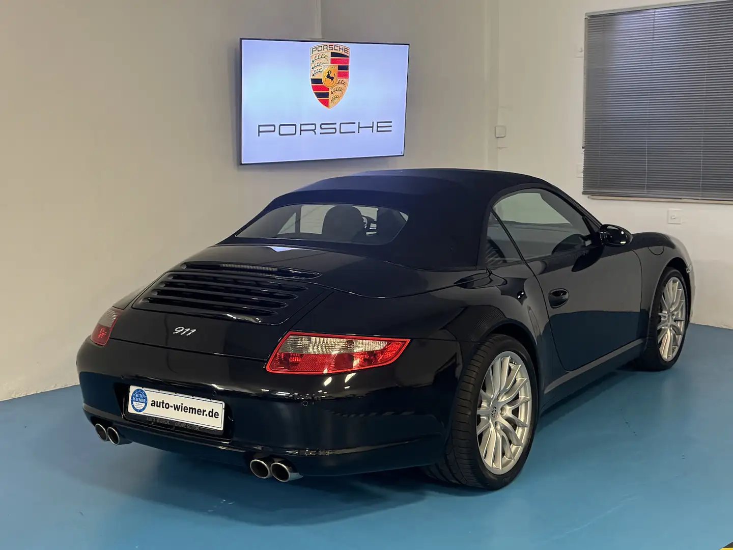Porsche 911 Carrera 4 Cabrio /Multimedia/Xenon/SH/19´´ Schwarz - 2