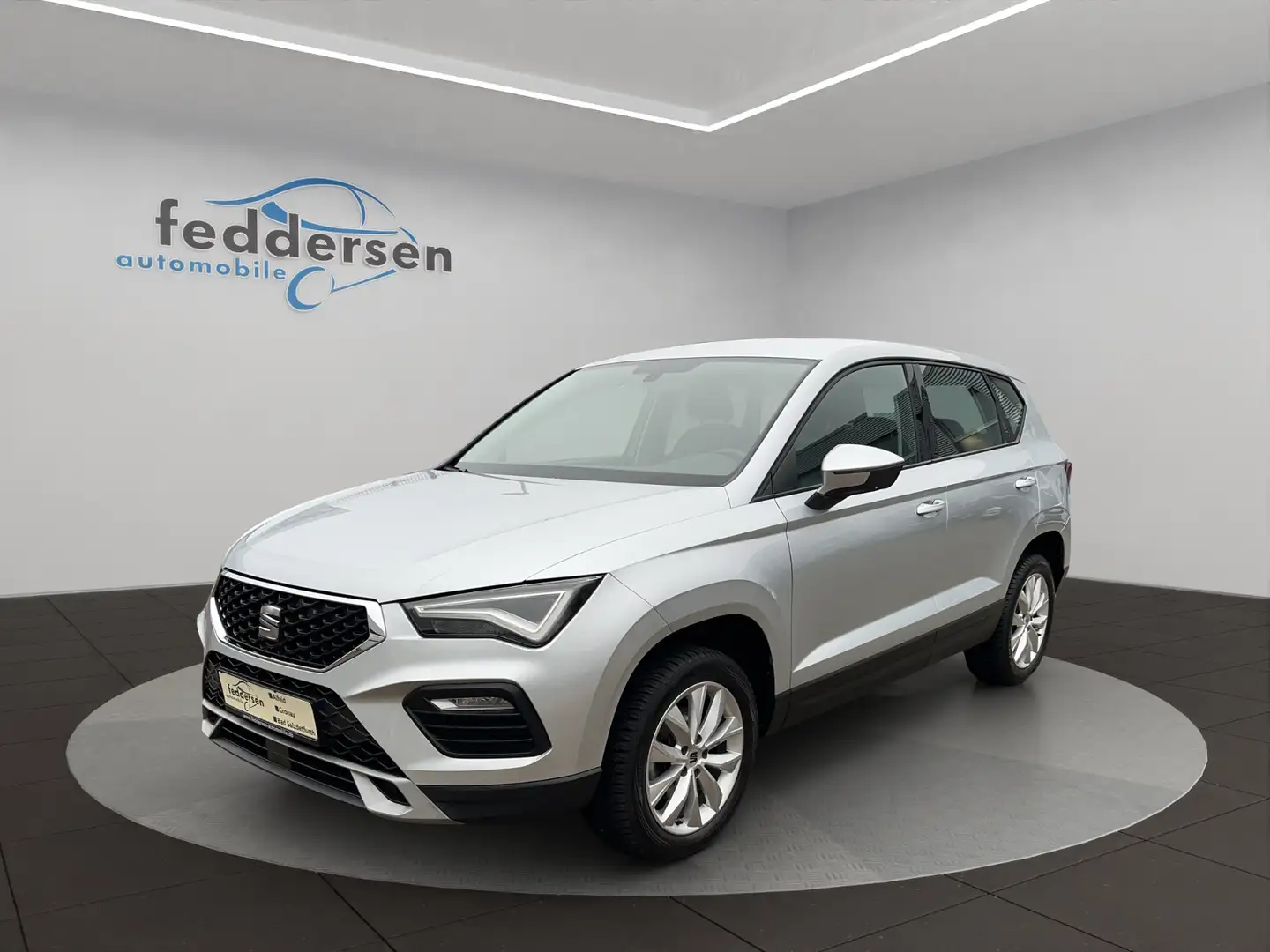 SEAT Ateca Style 1.5 TSI Navi Sitzheizung LED KLIMA ALU Stříbrná - 2