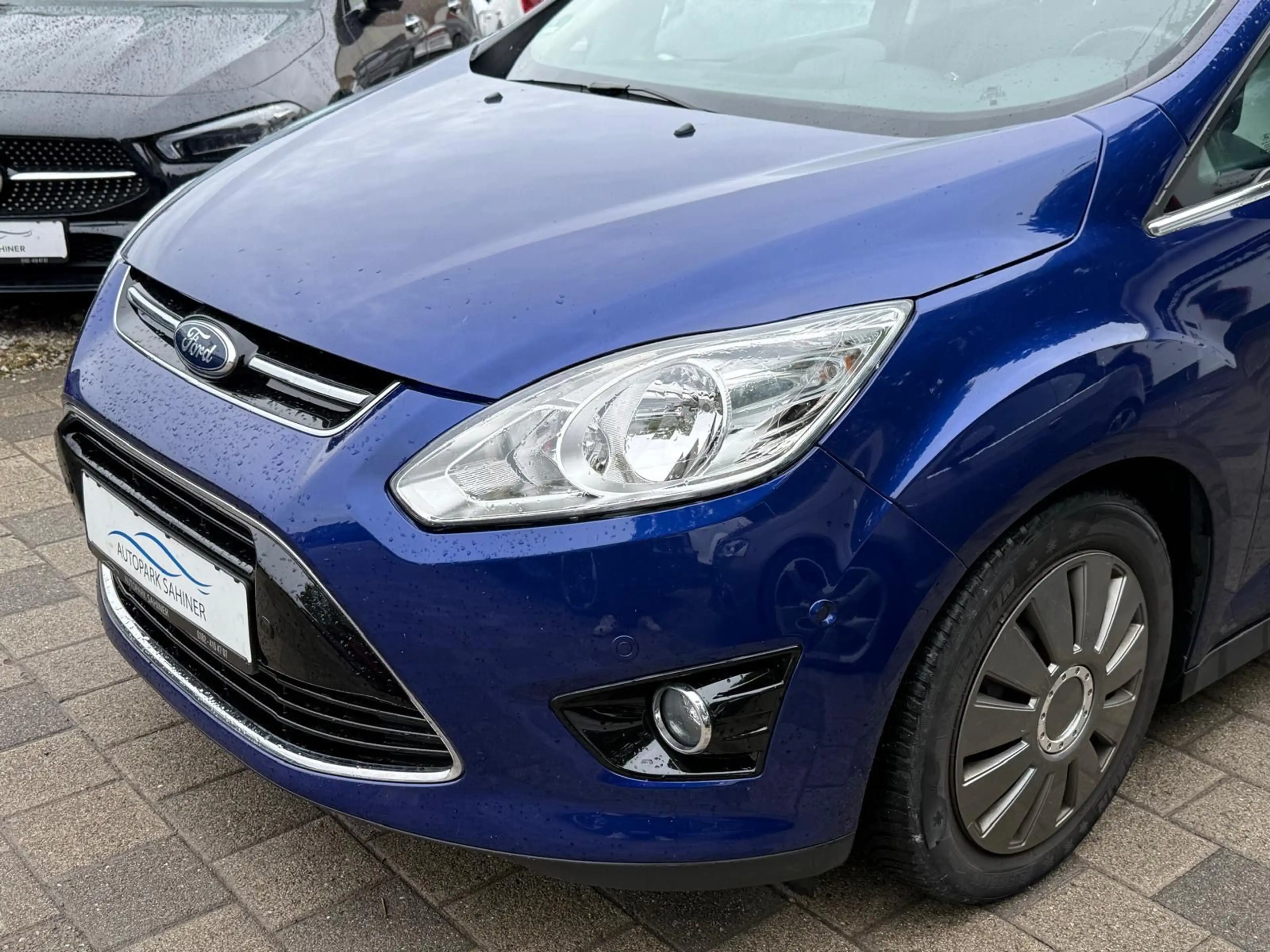 Ford C-Max C-MAX Titanium — photo 6