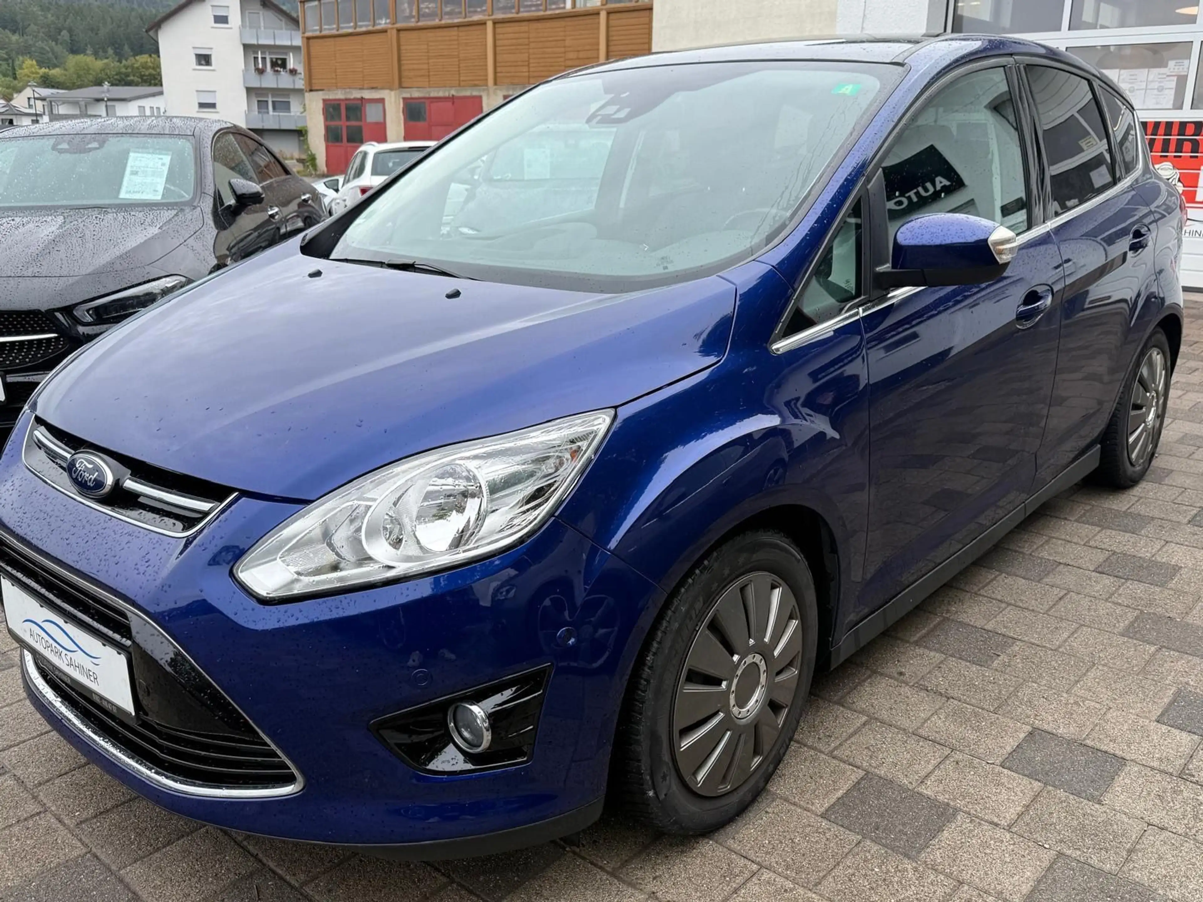 Ford C-Max C-MAX Titanium — photo 10