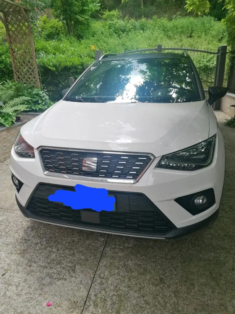 SEAT Arona Arona 2022 1.0 ecotsi Xperience 110cv dsg Bianco - 2