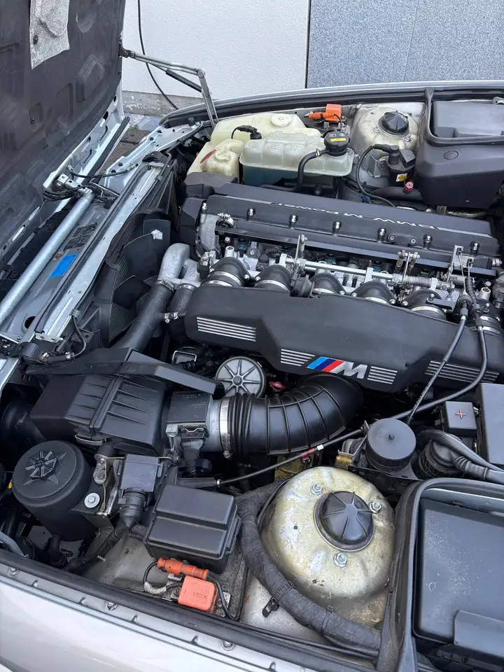 BMW M5 3.5i, foto 6