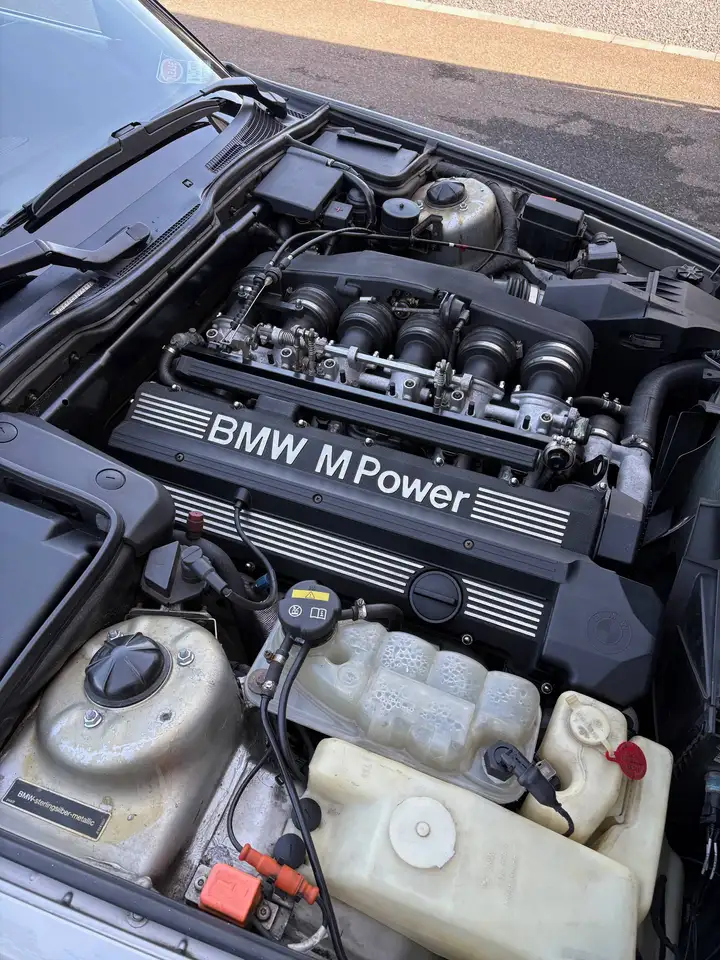 BMW M5 3.5i, foto 7