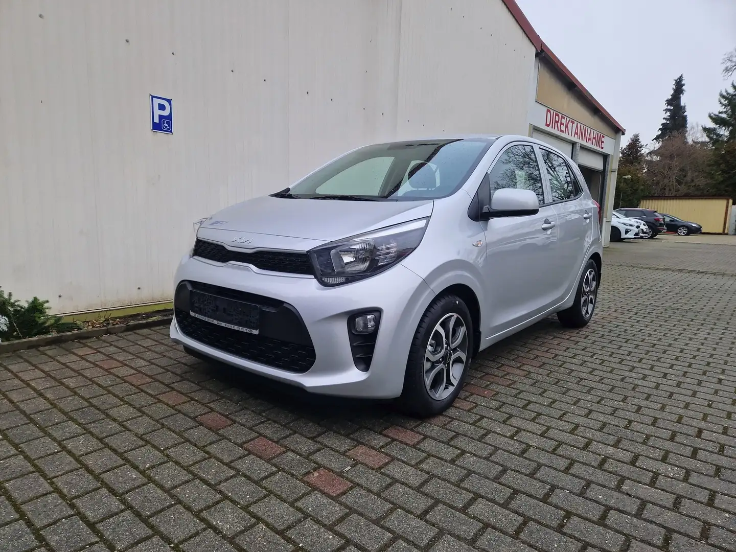 Kia Picanto 1,0 Silber - 1