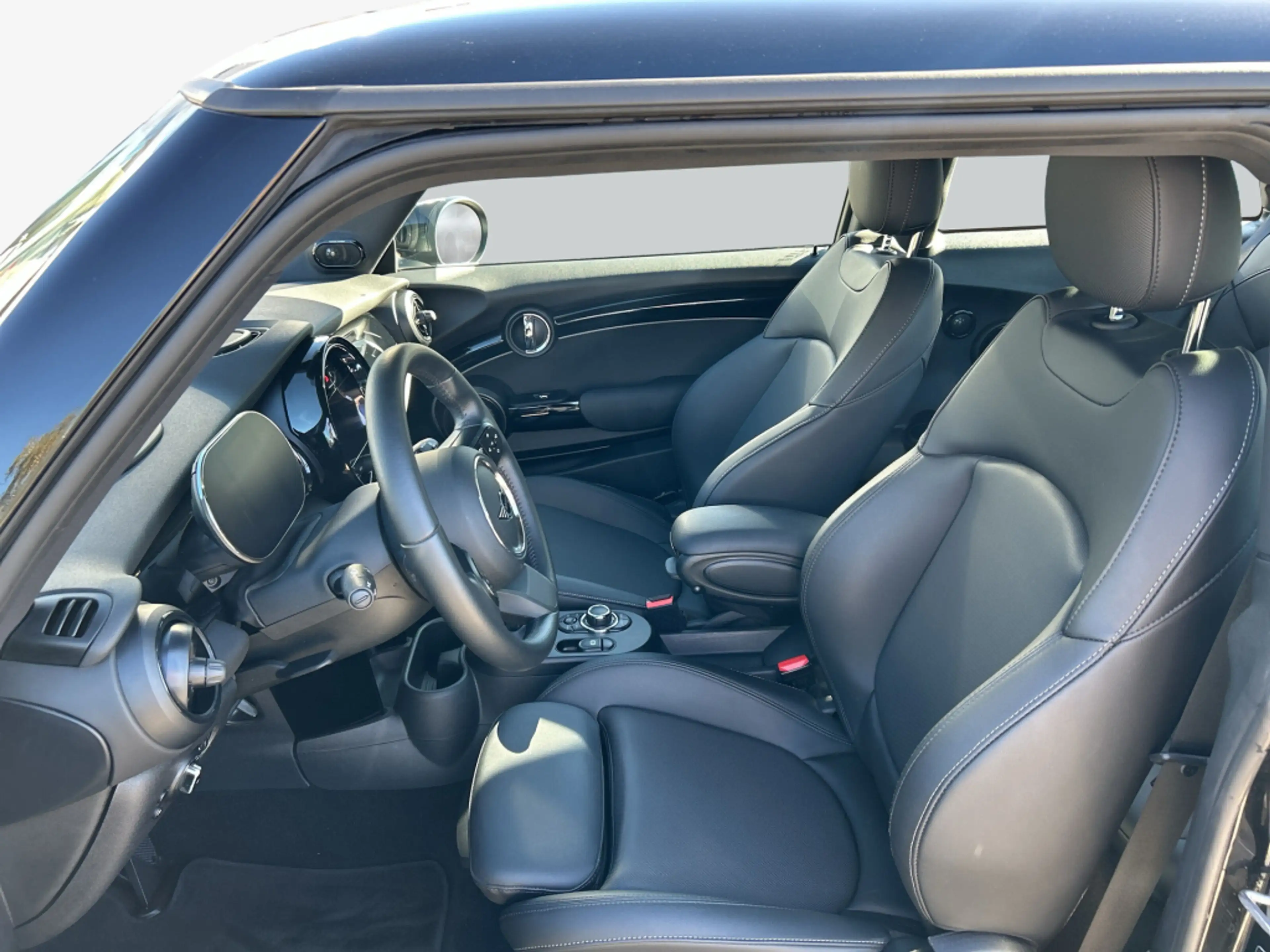 MINI Cooper SE Cooper SE Classic Trim HiFi* LED* Head-Up* — photo 11