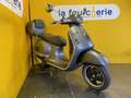 Vespa GTS Super Sport Gris - thumbnail 3