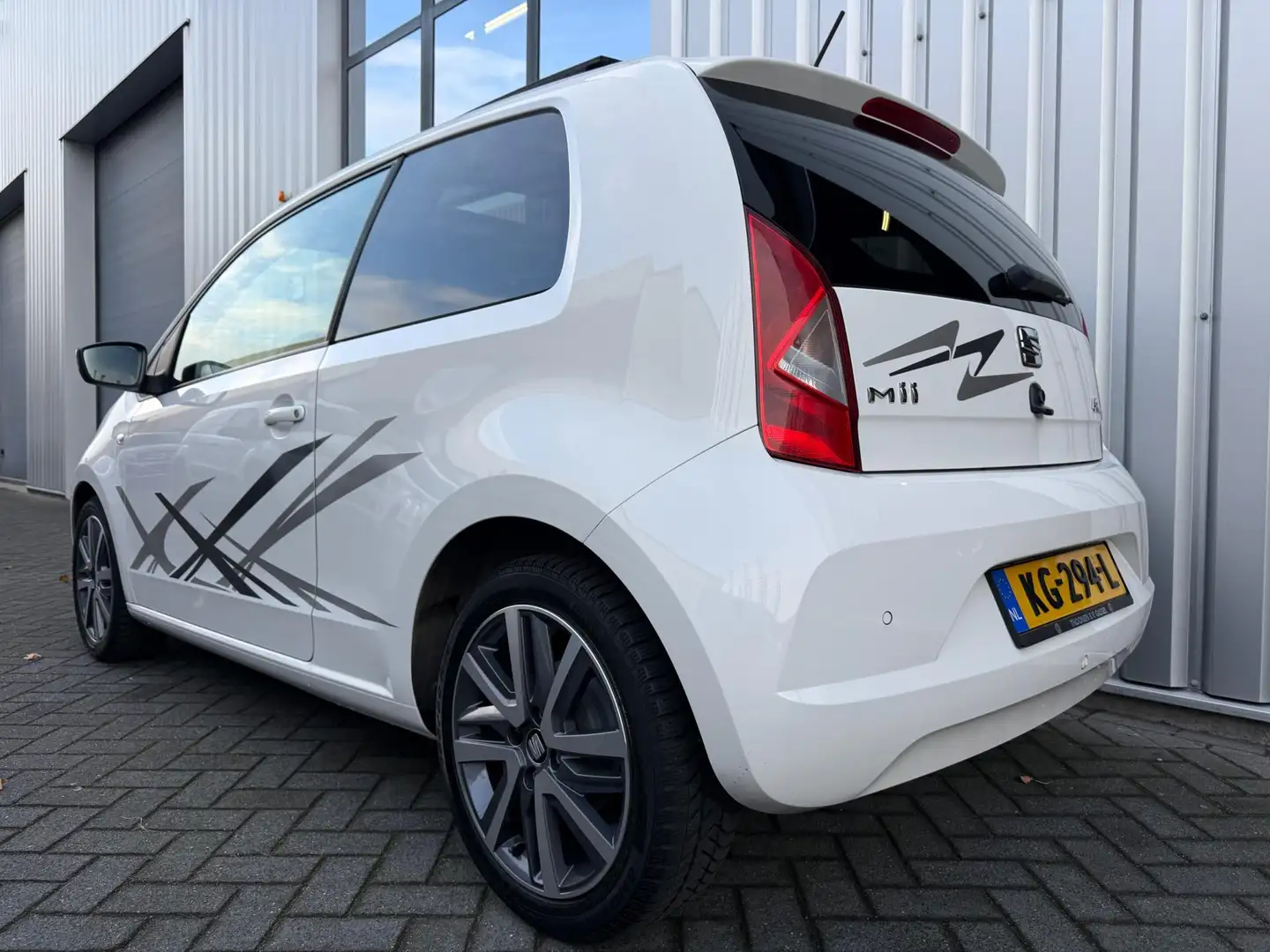 SEAT Mii 1.0 FR Connect panoramadak Blanc - 2