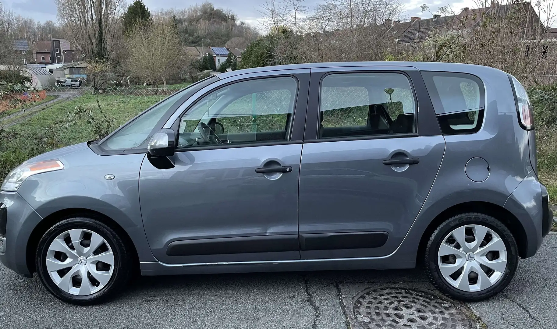 Citroen C3 Picasso 1.6 HDi Business  Prête à immatriculer Gris - 2