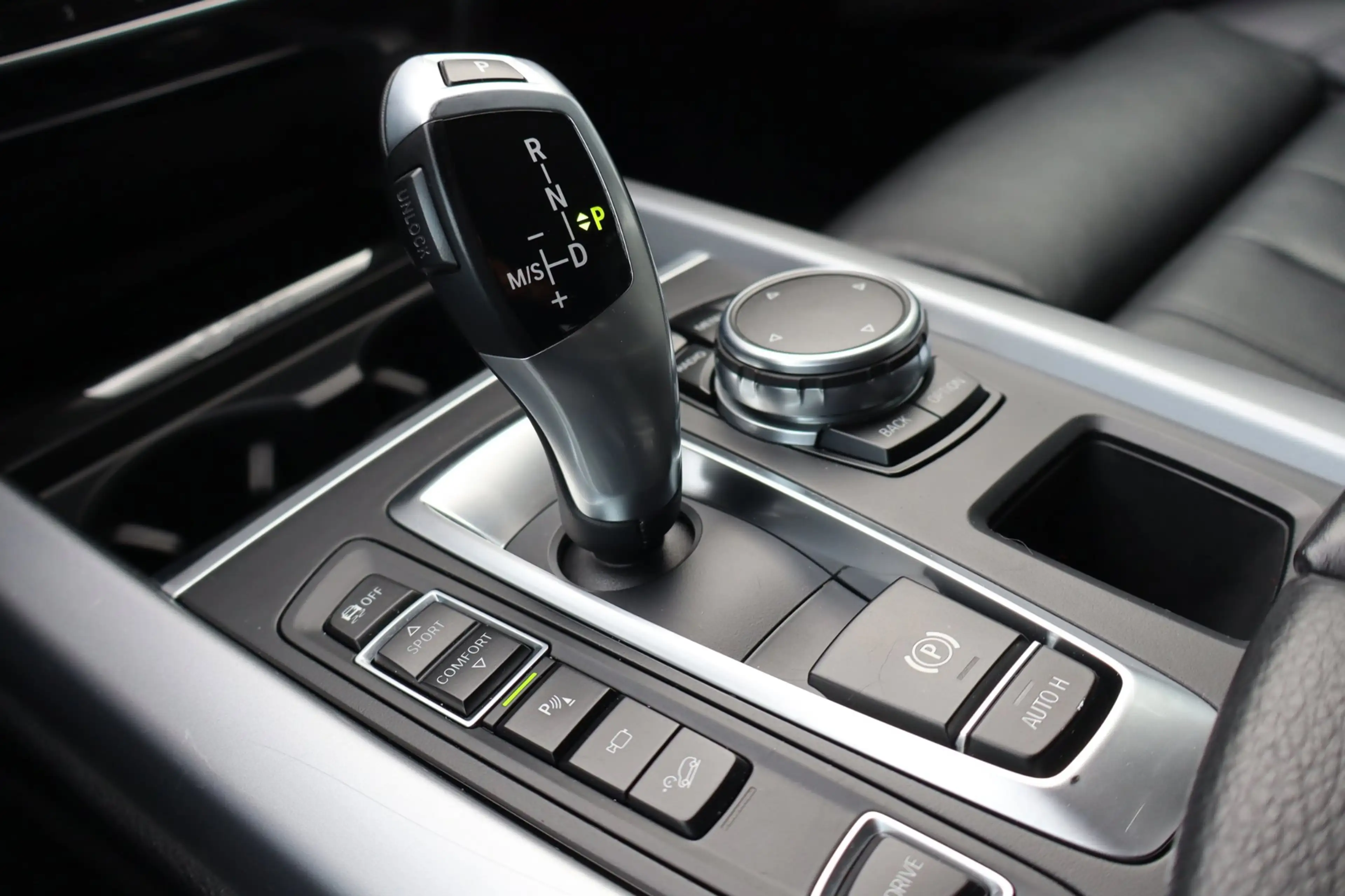 BMW X5 XDrive40e iPerformance High Executive — photo 15