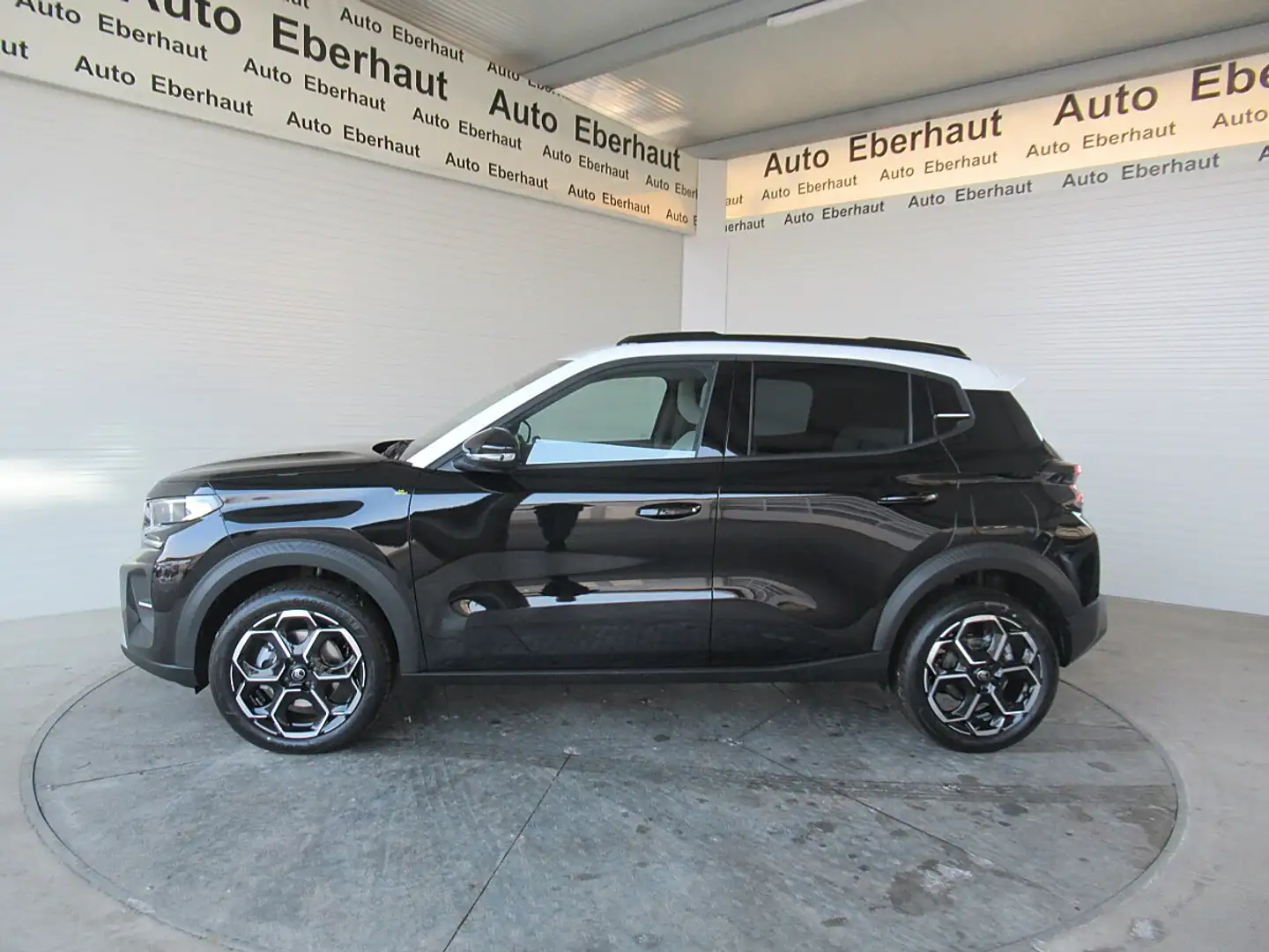 Citroen C3 Hybrid 110 DSC6 Max *Winterpaket *Navi *R-Kamera Schwarz - 2