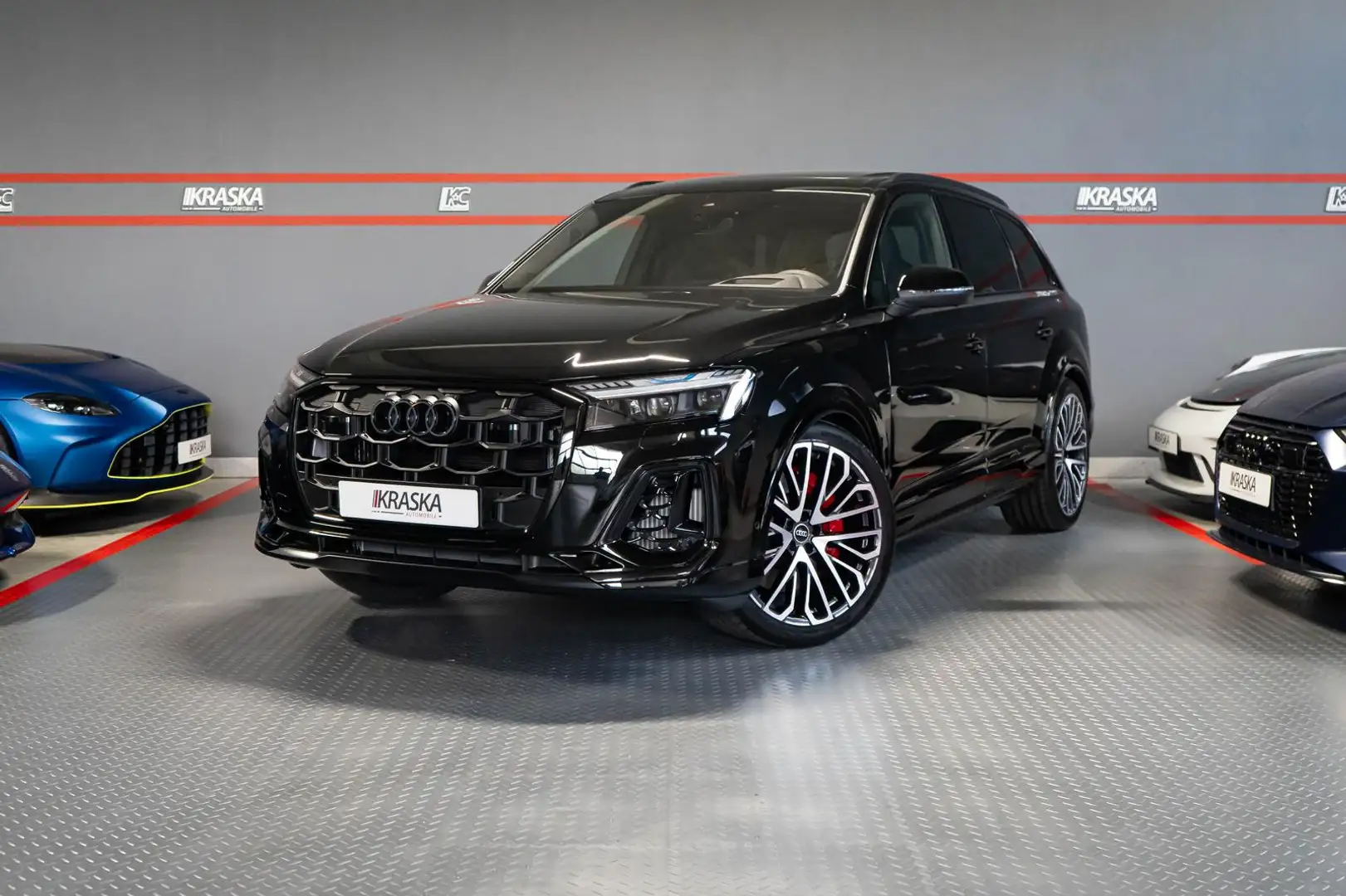 Audi SQ7 4.0 TFSI quattro AHK PANO B&O Facelift MTM Schwarz - 2