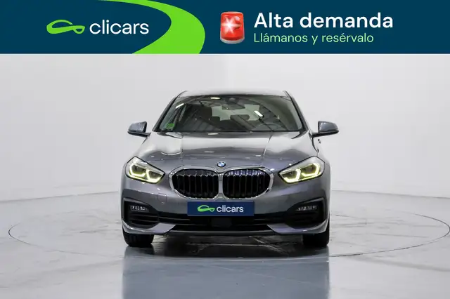 BMW 1 Series view 2
