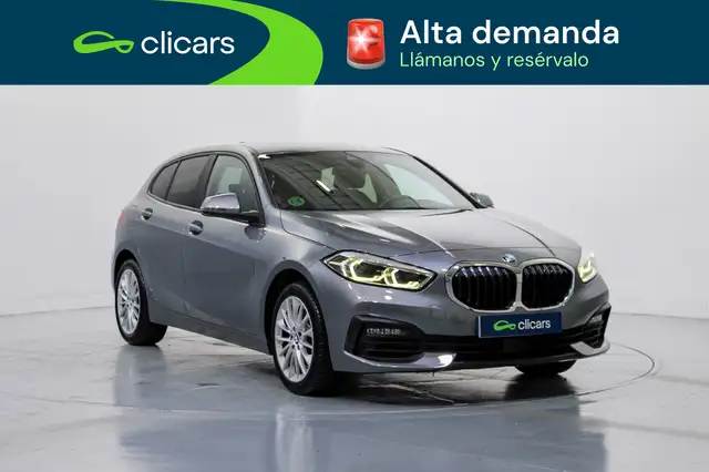 BMW 1 Series view 3
