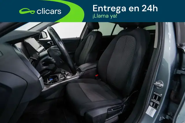 BMW 1 Series view 14