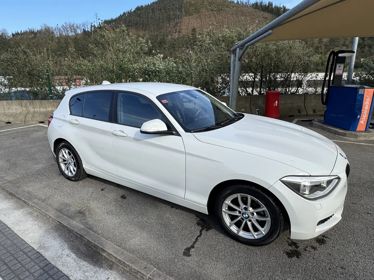 BMW 116 116d Efficient Dynamics Edition - 1
