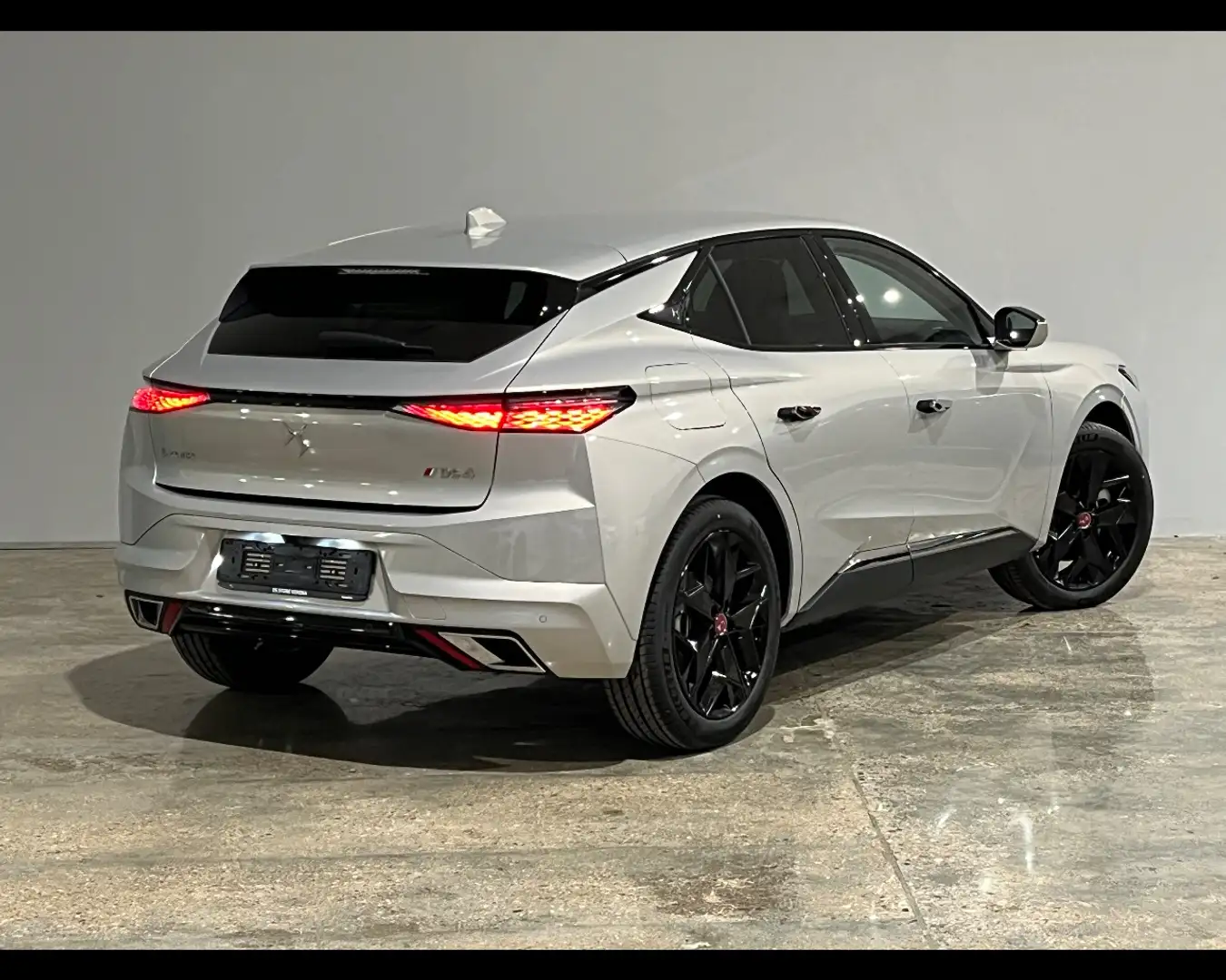 DS Automobiles DS 4 1.6 E-Tense PHEV 225cv Performance Line+ Grigio - 2