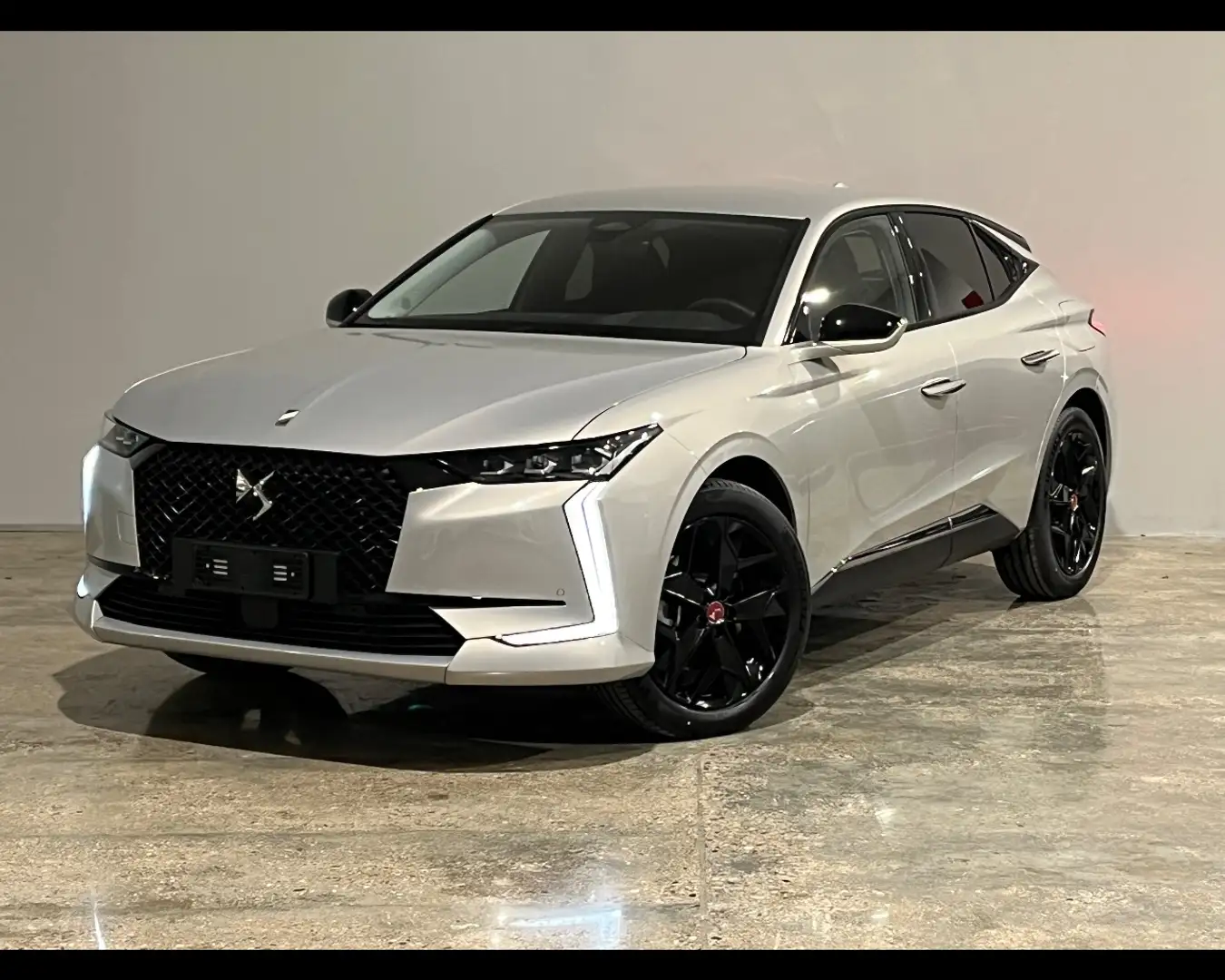 DS Automobiles DS 4 1.6 E-Tense PHEV 225cv Performance Line+ Grigio - 1