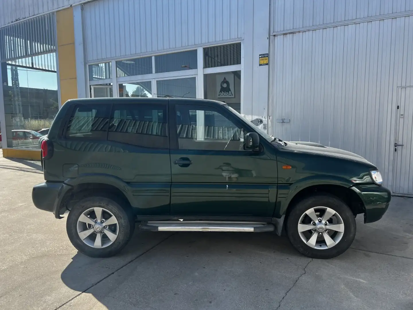 Nissan Terrano 2.7TDI Sport Vert - 1