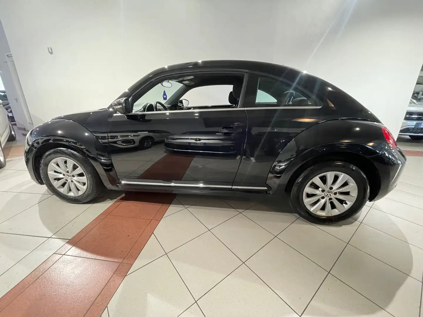 Volkswagen Maggiolino Maggiolino 1.6 TDI Design - 2