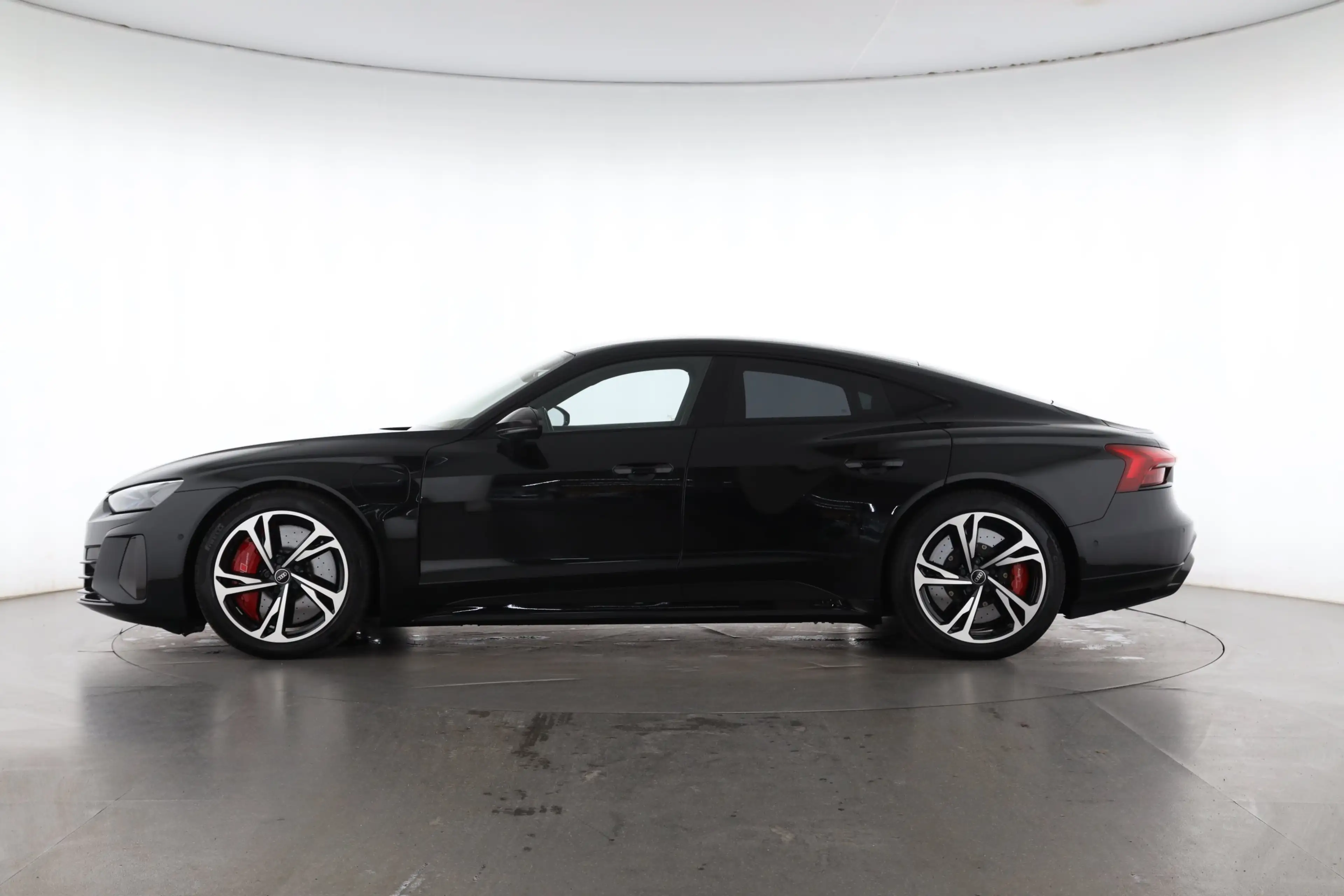 Audi RS e-tron GT quattro | MMI NAVI PLUS | PANO | — photo 3