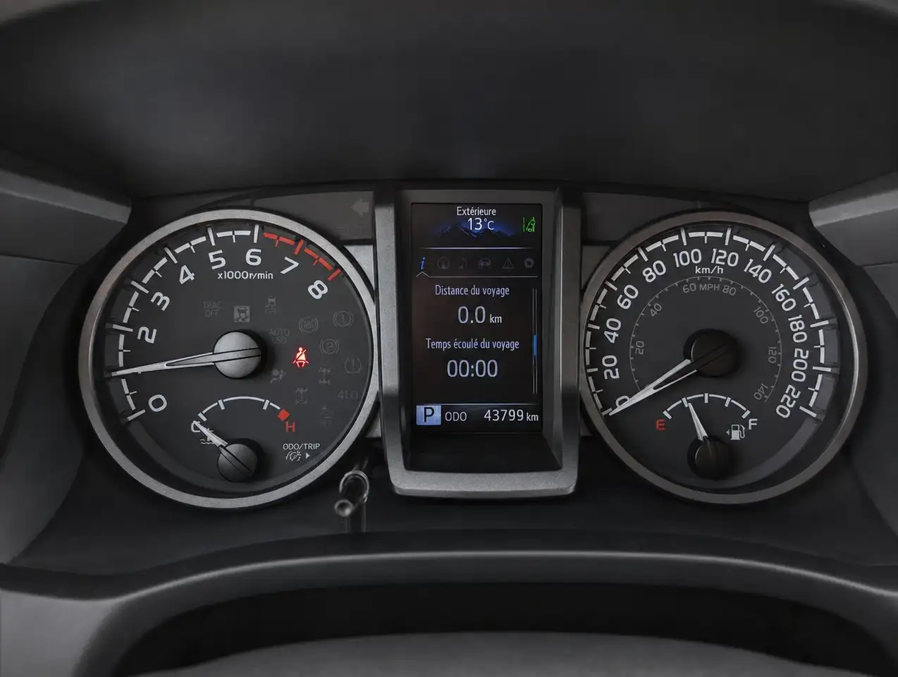 Toyota Tacoma снимка Toyota Tacoma