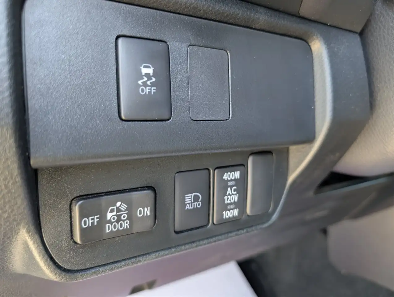 Toyota Tacoma снимка Toyota Tacoma