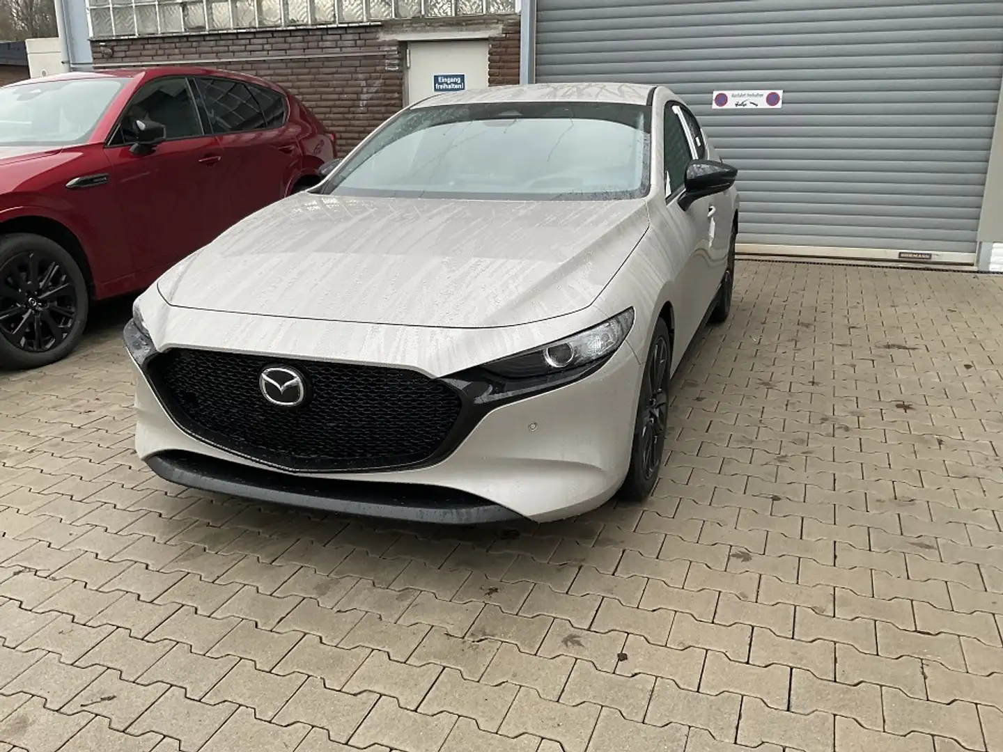 Mazda 3 2.5L e-SKY G 103 kW (140 PS) Automatik sofort lief Silber - 2