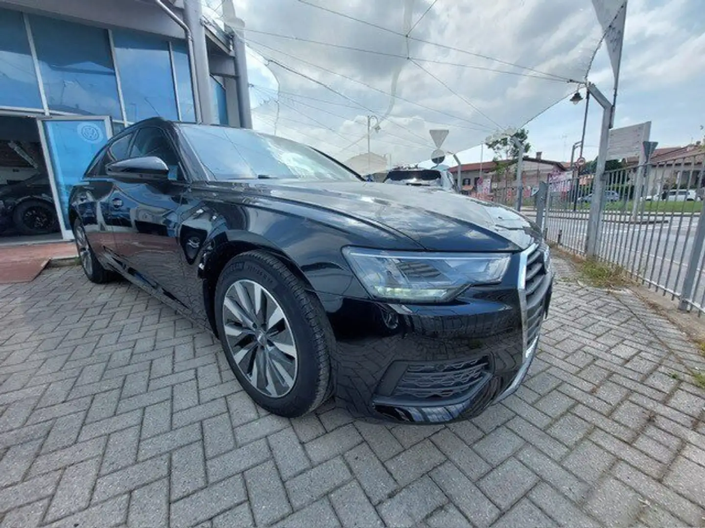 Audi A6 A6 Avant 35 2.0 TDI S tronic Business Nero - 2