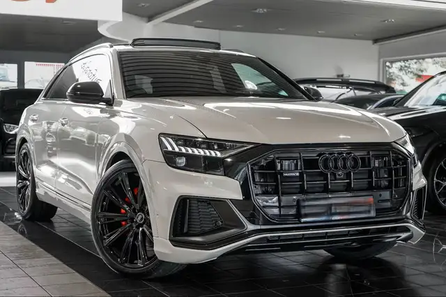 Audi Q8 Q8 TDI Competition Audi Q8 45 TDI quattro | COMPETITION | CARBON | BLACK OPTIK | ACC | B&O